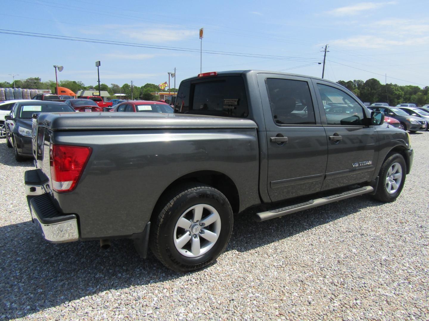 2011 Gray Nissan Titan SV Crew Cab 2WD (1N6BA0ED4BN) with an 5.6L V8 DOHC 32V FFV engine, Automatic transmission, located at 15016 S Hwy 231, Midland City, AL, 36350, (334) 983-3001, 31.306210, -85.495277 - Photo#7